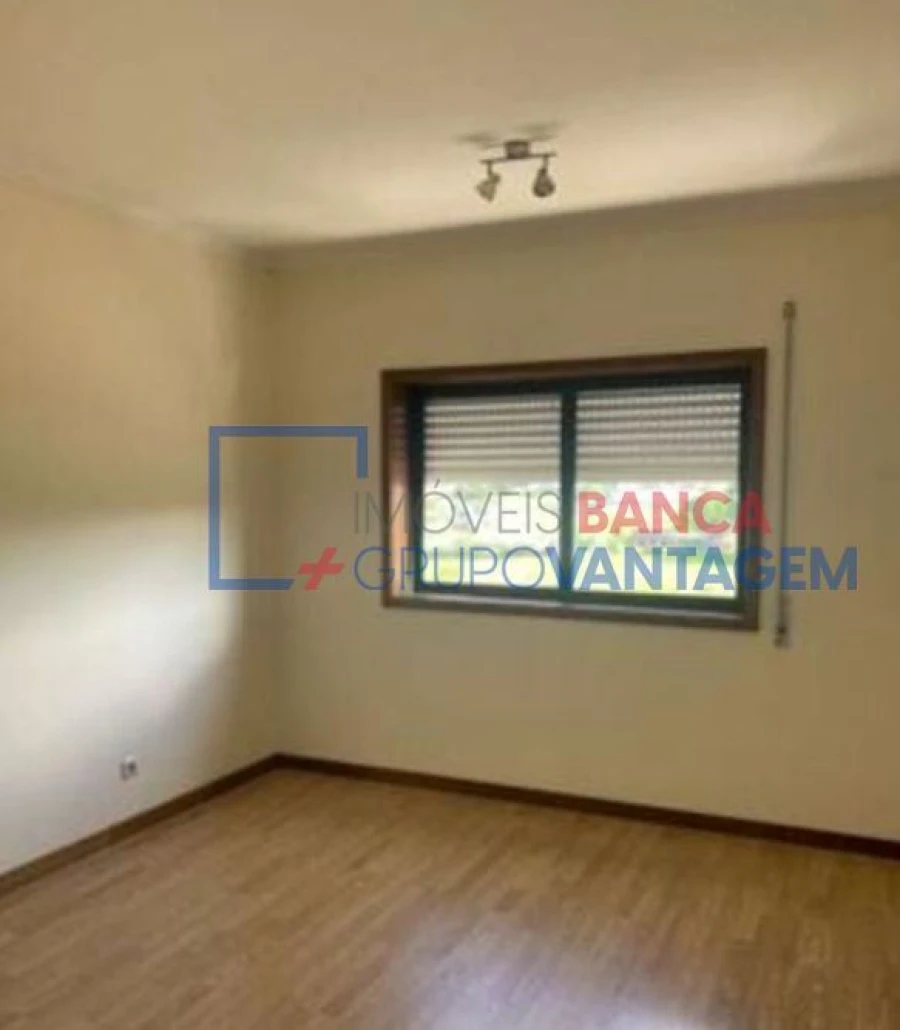 Apartamento T1 para Venda em Paço de Sousa Foto 5