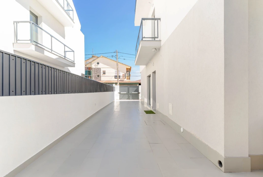 Moradia T3 para Venda em Quinta do Conde Foto 13