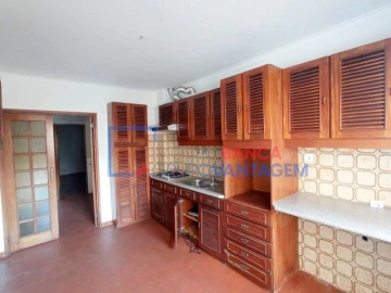 Apartamento T3 para Venda em Carregado e Cadafais