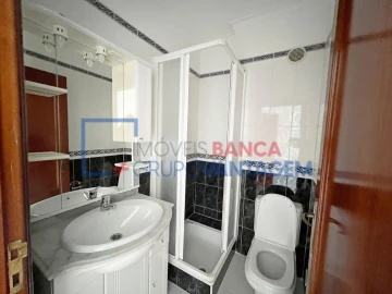 Apartamento T3 para Venda em Carregado e Cadafais