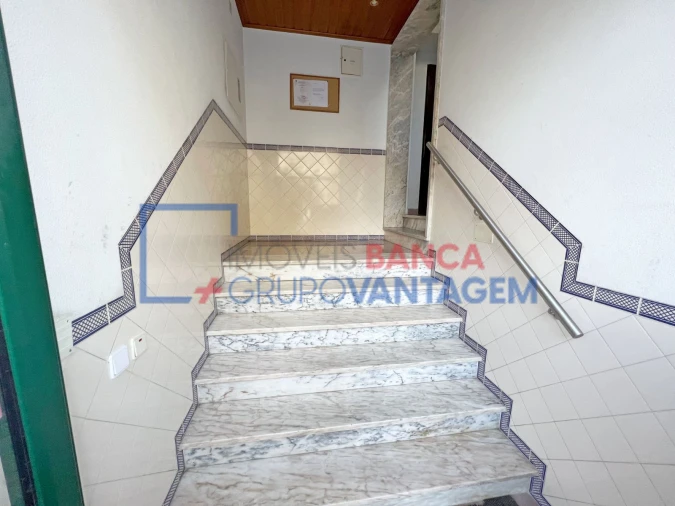 Apartamento T3 para Venda em Carregado e Cadafais Foto 3