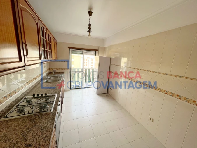 Apartamento T3 para Venda em Carregado e Cadafais Foto 5