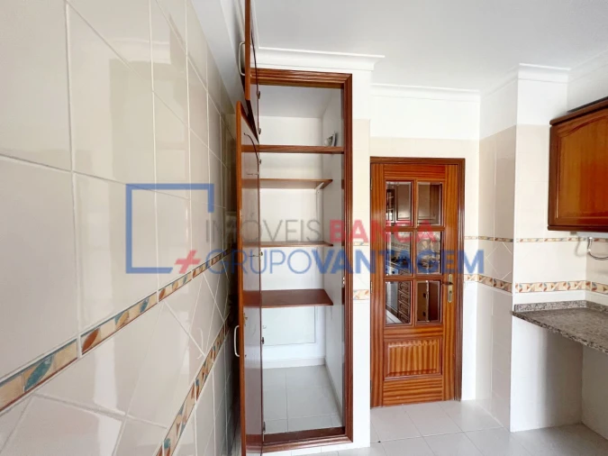 Apartamento T3 para Venda em Carregado e Cadafais Foto 7