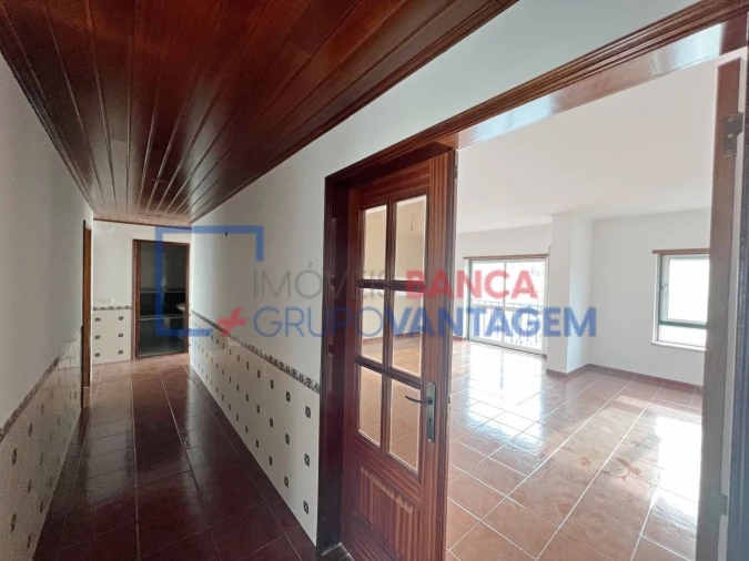 Apartamento T3 para Venda em Carregado e Cadafais Foto 26