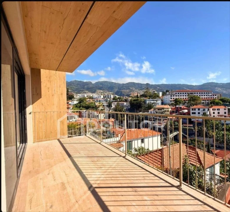 Apartamento T3 para Venda em São Martinho Foto 7