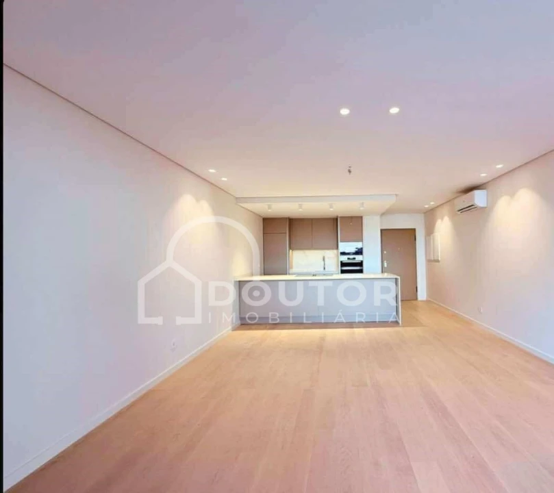 Apartamento T3 para Venda em São Martinho Foto 8