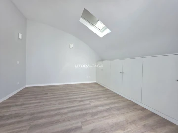 Apartamento T4 para Venda em Glória e Vera Cruz