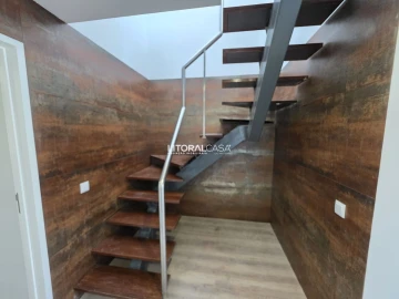 Apartamento T4 para Venda em Glória e Vera Cruz