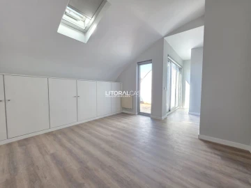 Apartamento T4 para Venda em Glória e Vera Cruz