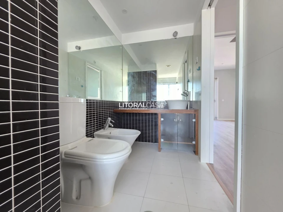 Apartamento T4 para Venda em Glória e Vera Cruz Foto 26