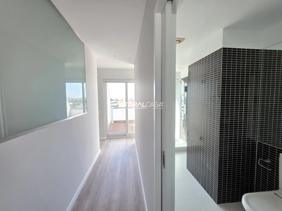 Apartamento T4 para Venda em Glória e Vera Cruz Foto 29