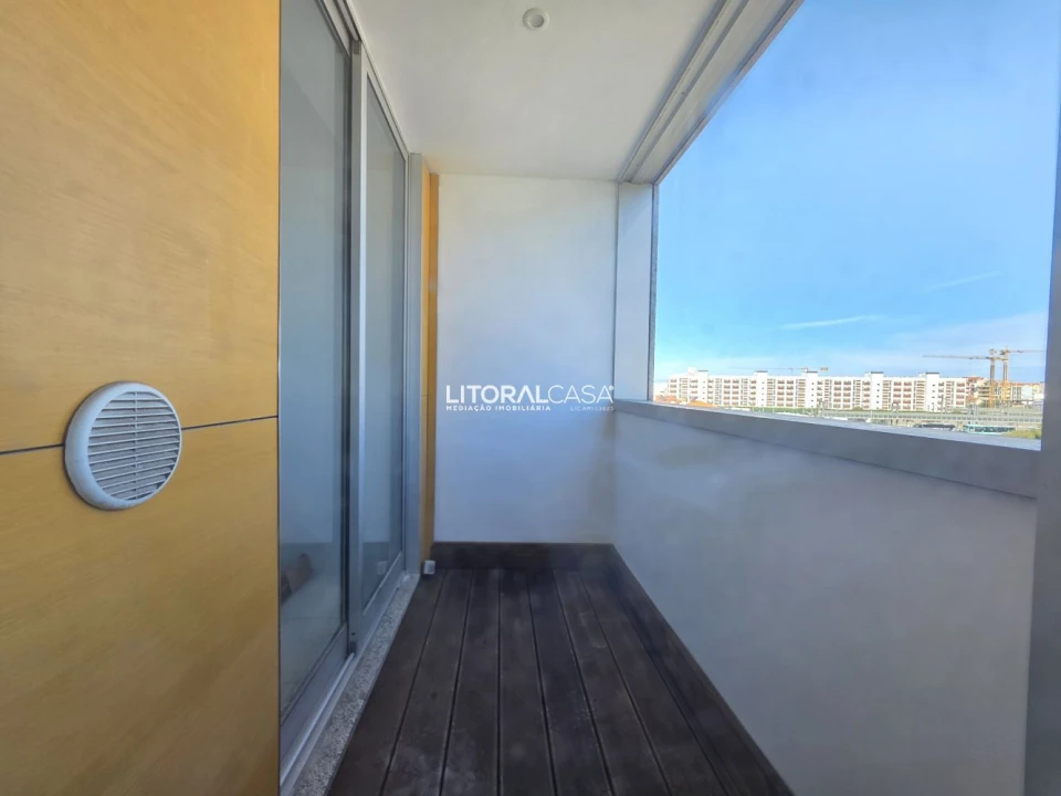 Apartamento T4 para Venda em Glória e Vera Cruz Foto 10