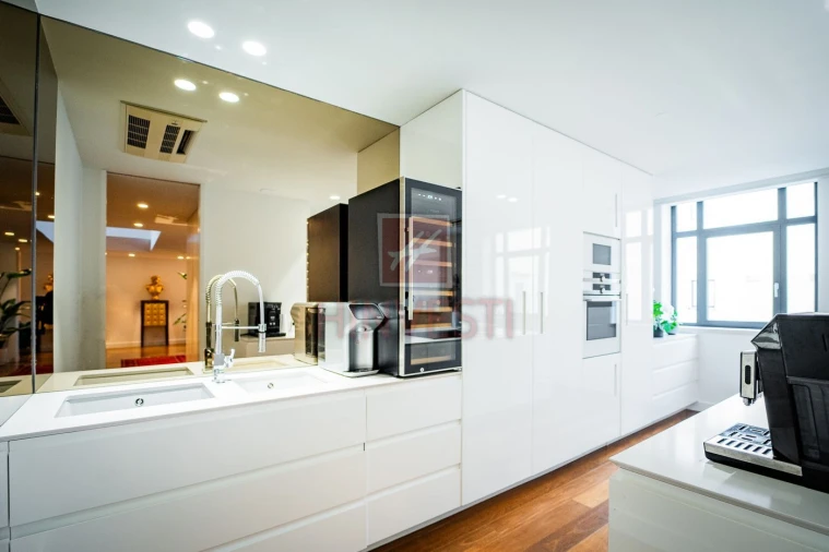 Apartamento T3 para Venda em Leiria, Pousos, Barreira e Cortes Foto 8