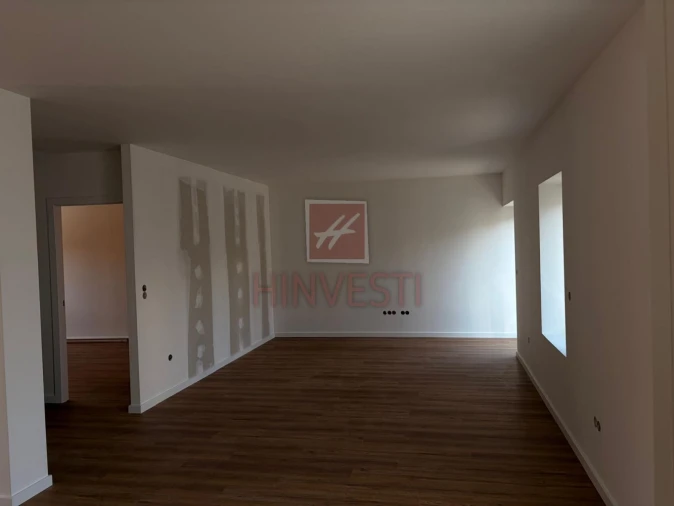 Moradia T4 para Venda em Monte Real e Carvide Foto 4