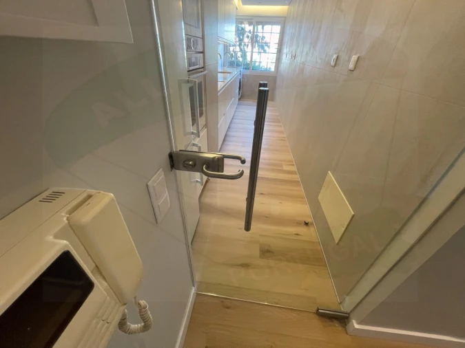 Apartamento T2 para Venda em Cascais e Estoril Foto 3