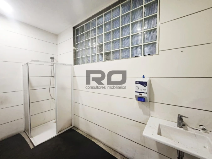 Armazém para Arrendamento em Escapães Foto 10