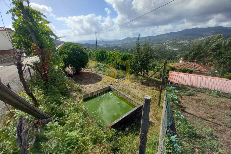 Terreno para Venda em Sobradelo da Goma Foto 7