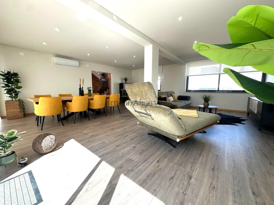 Moradia T3 para Venda em Albufeira e Olhos de Água Foto 6