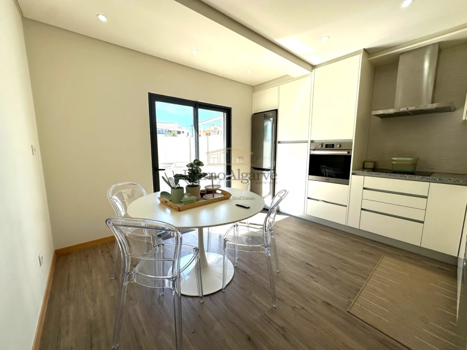 Moradia T3 para Venda em Albufeira e Olhos de Água Foto 13