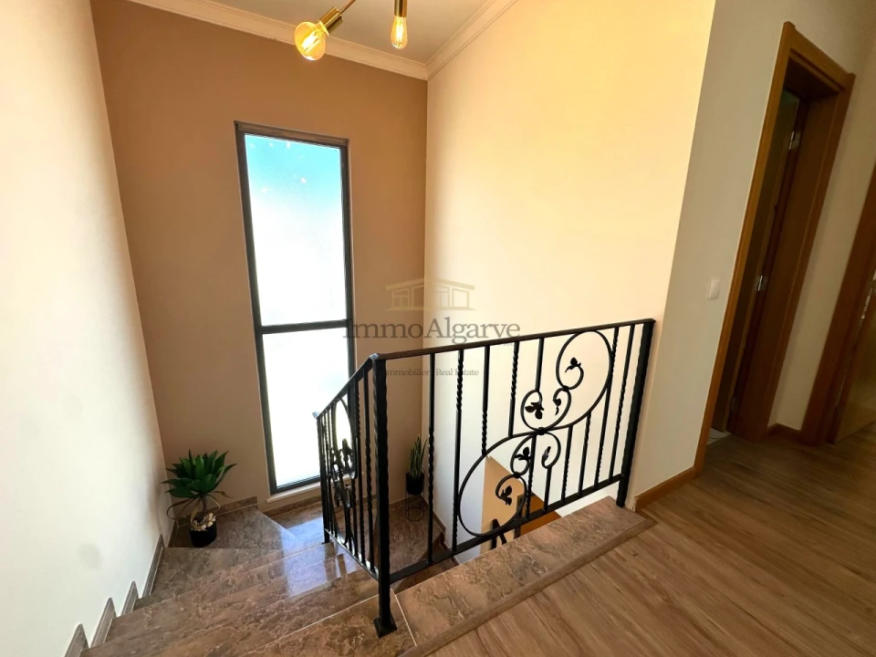 Moradia T3 para Venda em Albufeira e Olhos de Água Foto 21