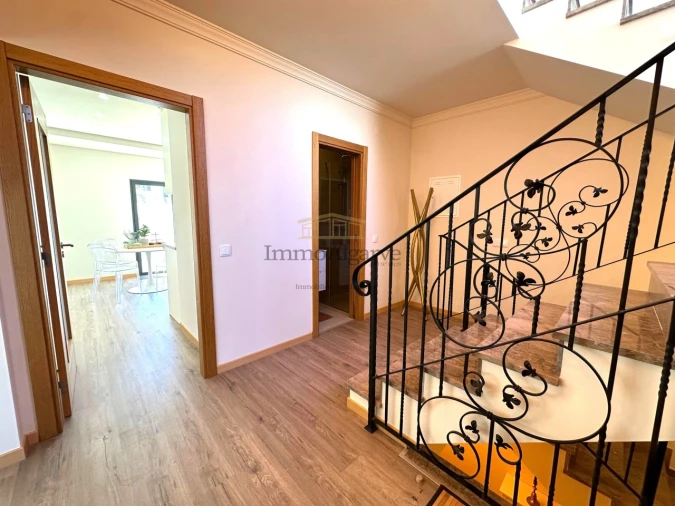 Moradia T3 para Venda em Albufeira e Olhos de Água Foto 14