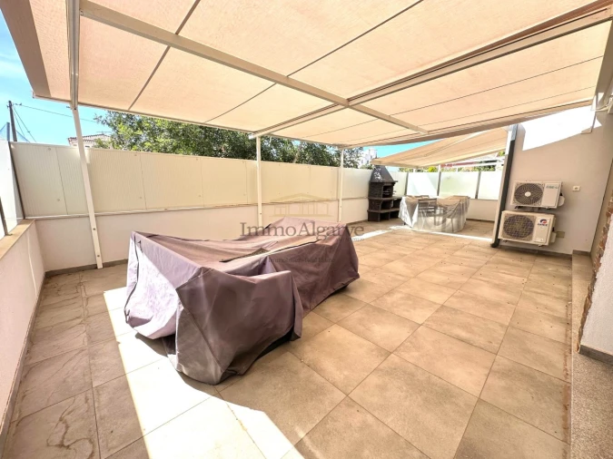 Moradia T3 para Venda em Albufeira e Olhos de Água Foto 18