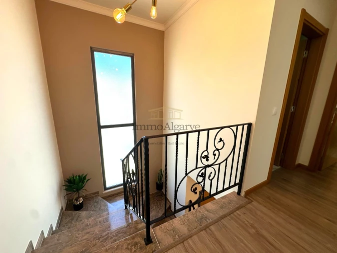 Moradia T3 para Venda em Albufeira e Olhos de Água Foto 21