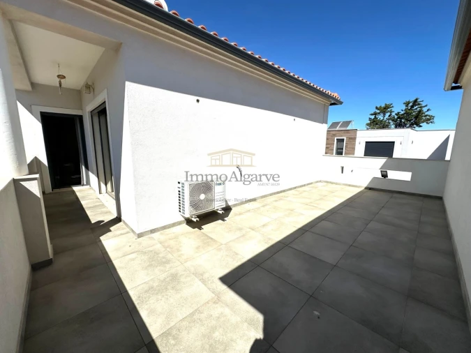 Moradia T3 para Venda em Albufeira e Olhos de Água Foto 36