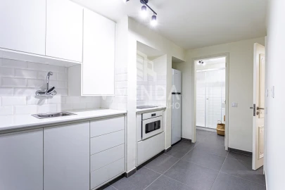 Apartamento T2 para Venda em Santa Maria Maior