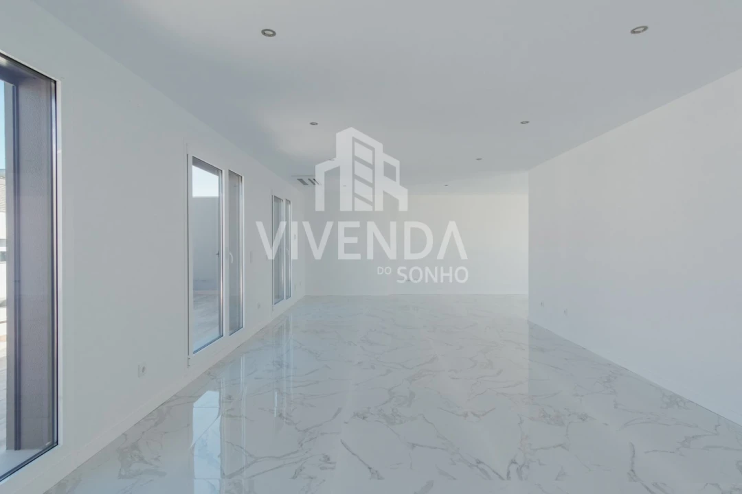 Apartamento T4 para Venda em Montijo e Afonsoeiro Foto 14