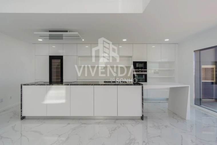 Apartamento T4 para Venda em Montijo e Afonsoeiro Foto 3