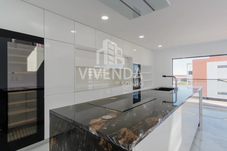 Apartamento T4 para Venda em Montijo e Afonsoeiro Foto 4