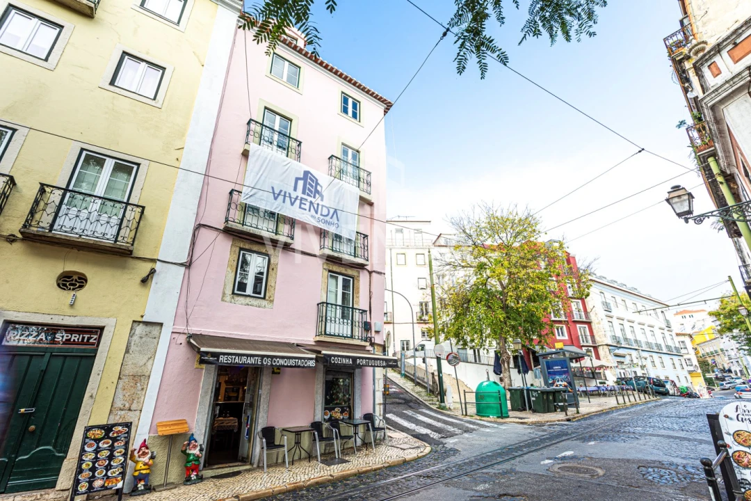 Apartamento T2 para Venda em Santa Maria Maior Foto 3