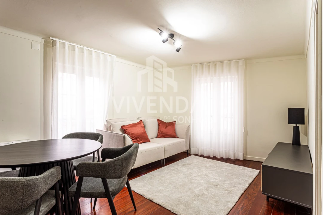 Apartamento T2 para Venda em Santa Maria Maior Foto 1