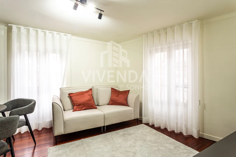 Apartamento T2 para Venda em Santa Maria Maior Foto 4