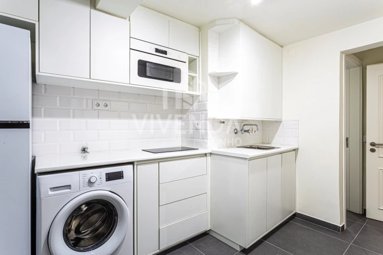Apartamento T2 para Venda em Santa Maria Maior Foto 6