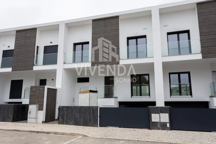 Moradia T3 para Venda em Alcochete Foto 10