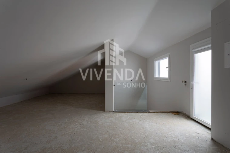 Moradia T3 para Venda em Alcochete Foto 15