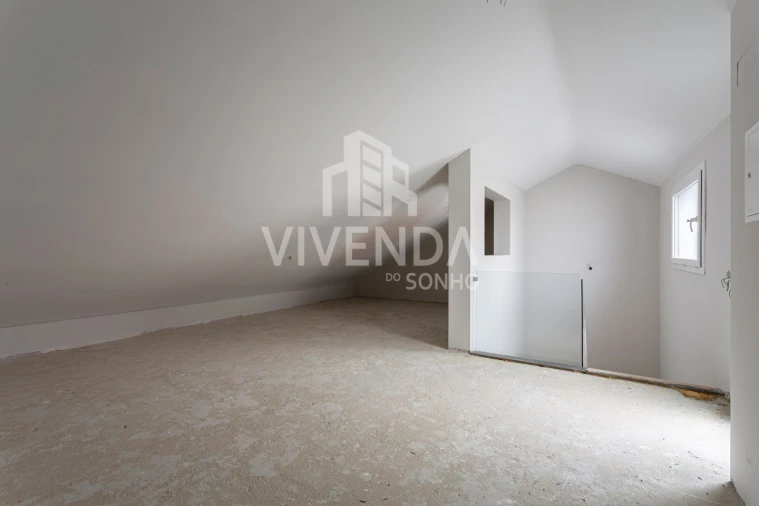 Moradia T3 para Venda em Alcochete Foto 16