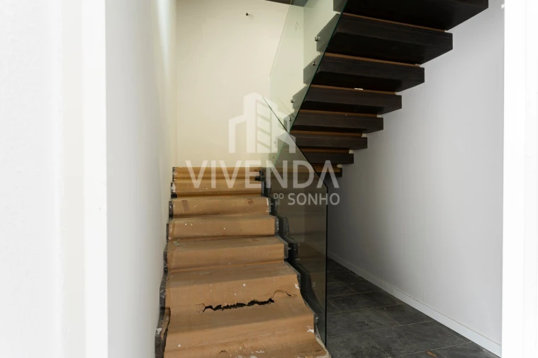 Moradia T3 para Venda em Alcochete Foto 48