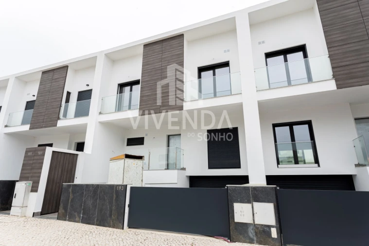 Moradia T3 para Venda em Alcochete Foto 55