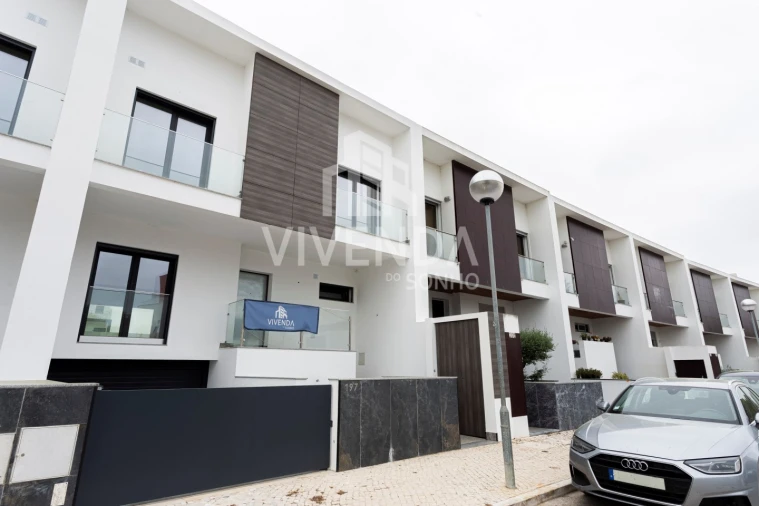 Moradia T3 para Venda em Alcochete Foto 56