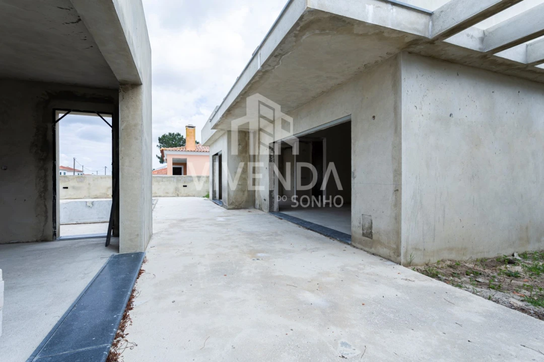 Moradia T5 para Venda em Azeitão (São Lourenço e São Simão) Foto 10