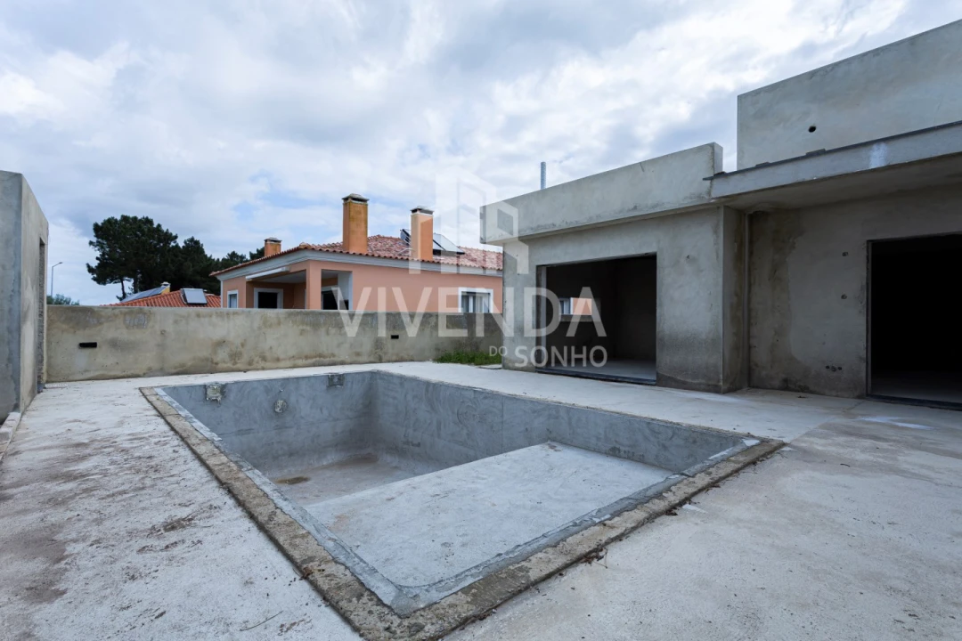 Moradia T5 para Venda em Azeitão (São Lourenço e São Simão) Foto 12