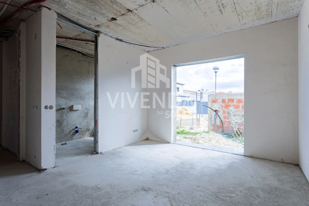 Moradia T5 para Venda em Azeitão (São Lourenço e São Simão) Foto 36