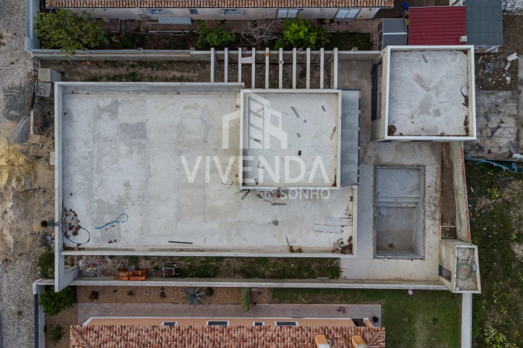 Moradia T5 para Venda em Azeitão (São Lourenço e São Simão) Foto 4