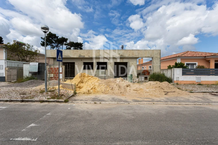 Moradia T5 para Venda em Azeitão (São Lourenço e São Simão) Foto 43