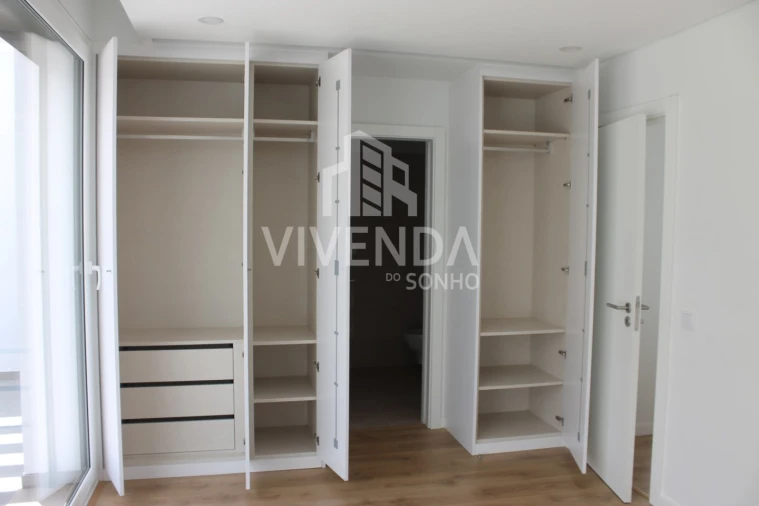 Moradia T3 para Venda em Gambia-Pontes-Alto da Guerra Foto 38