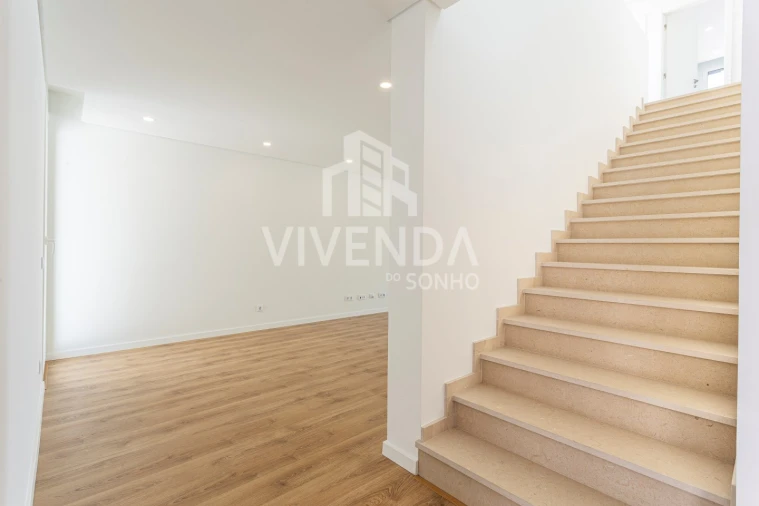 Moradia T3 para Venda em Gambia-Pontes-Alto da Guerra Foto 20