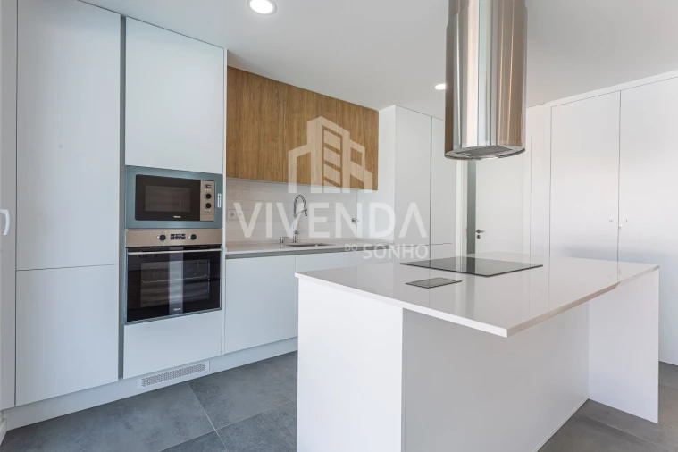 Moradia T3 para Venda em Gambia-Pontes-Alto da Guerra Foto 3